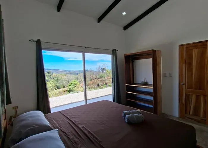 Pura Vista